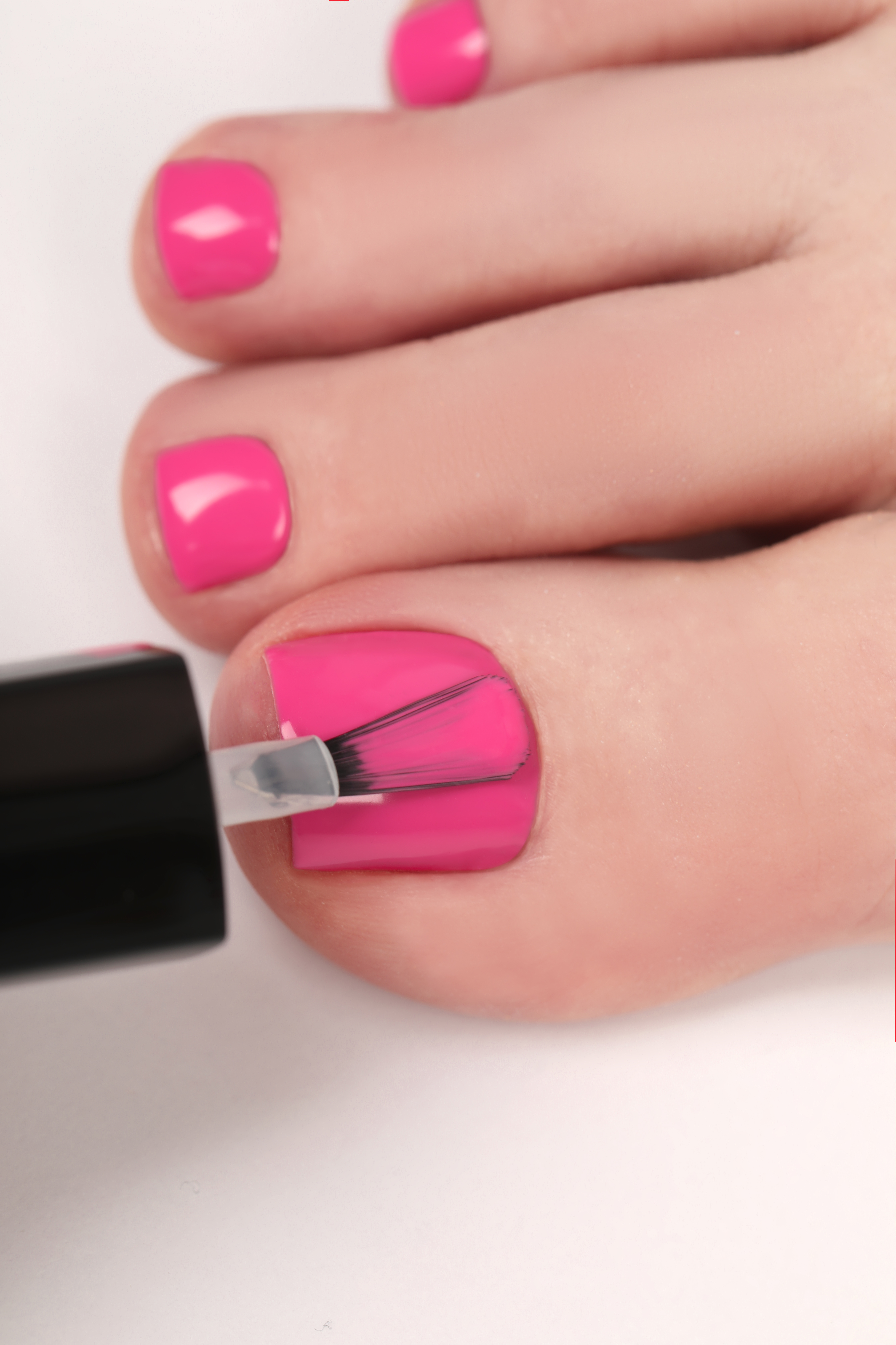 Купить E.MiLac for pedicure Розовый №4, 9 мл. в официальном магазине EMI с доставкой по России
